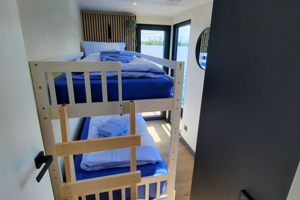Adventure-05-Schlafzimmer 02