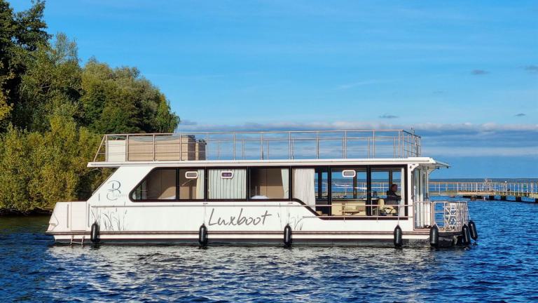 Lola-01-Aussenansicht